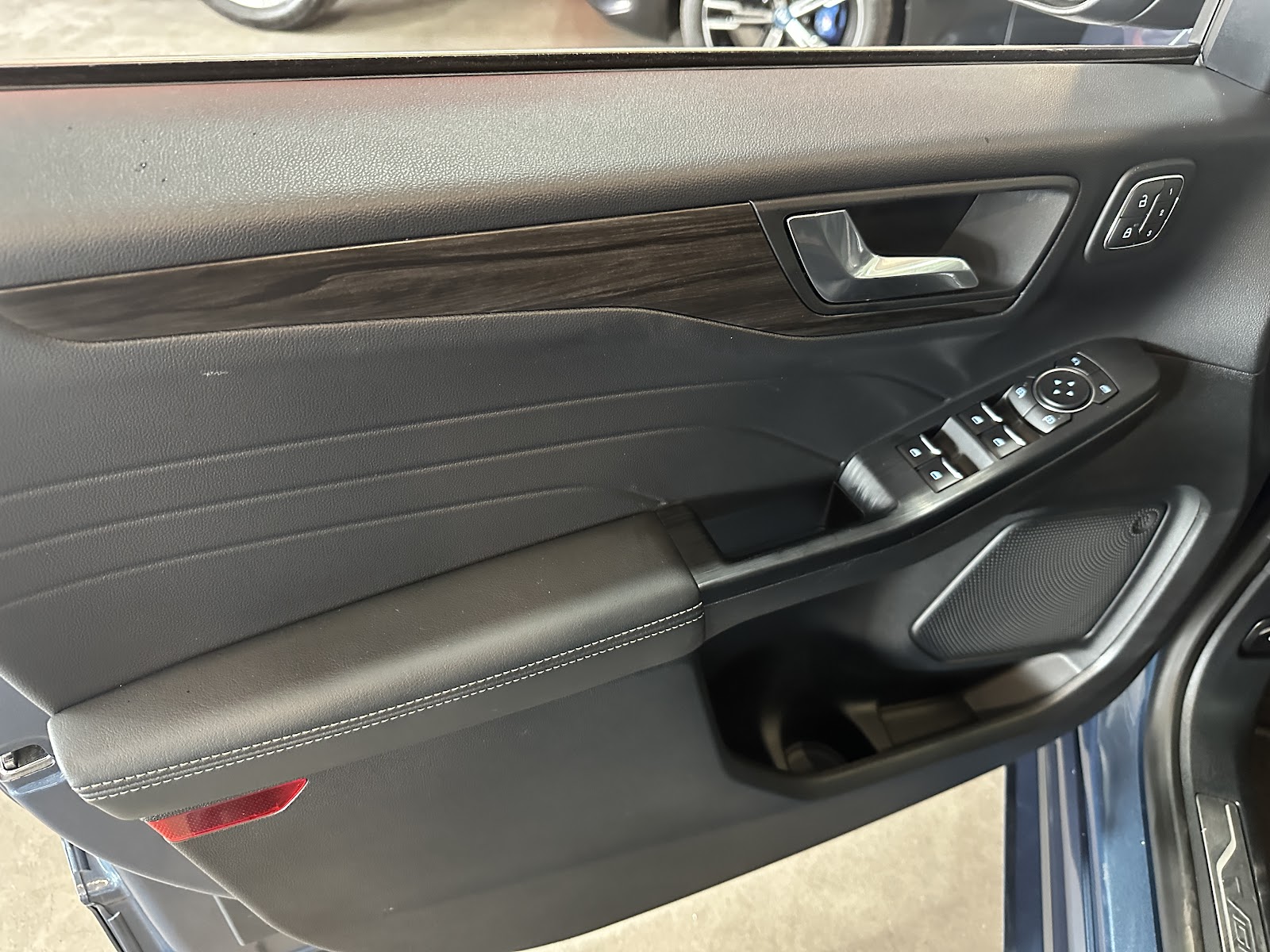 Foto 15 de FORD KUGA 2022 en venta en CSV Motor VALDEFUENTES