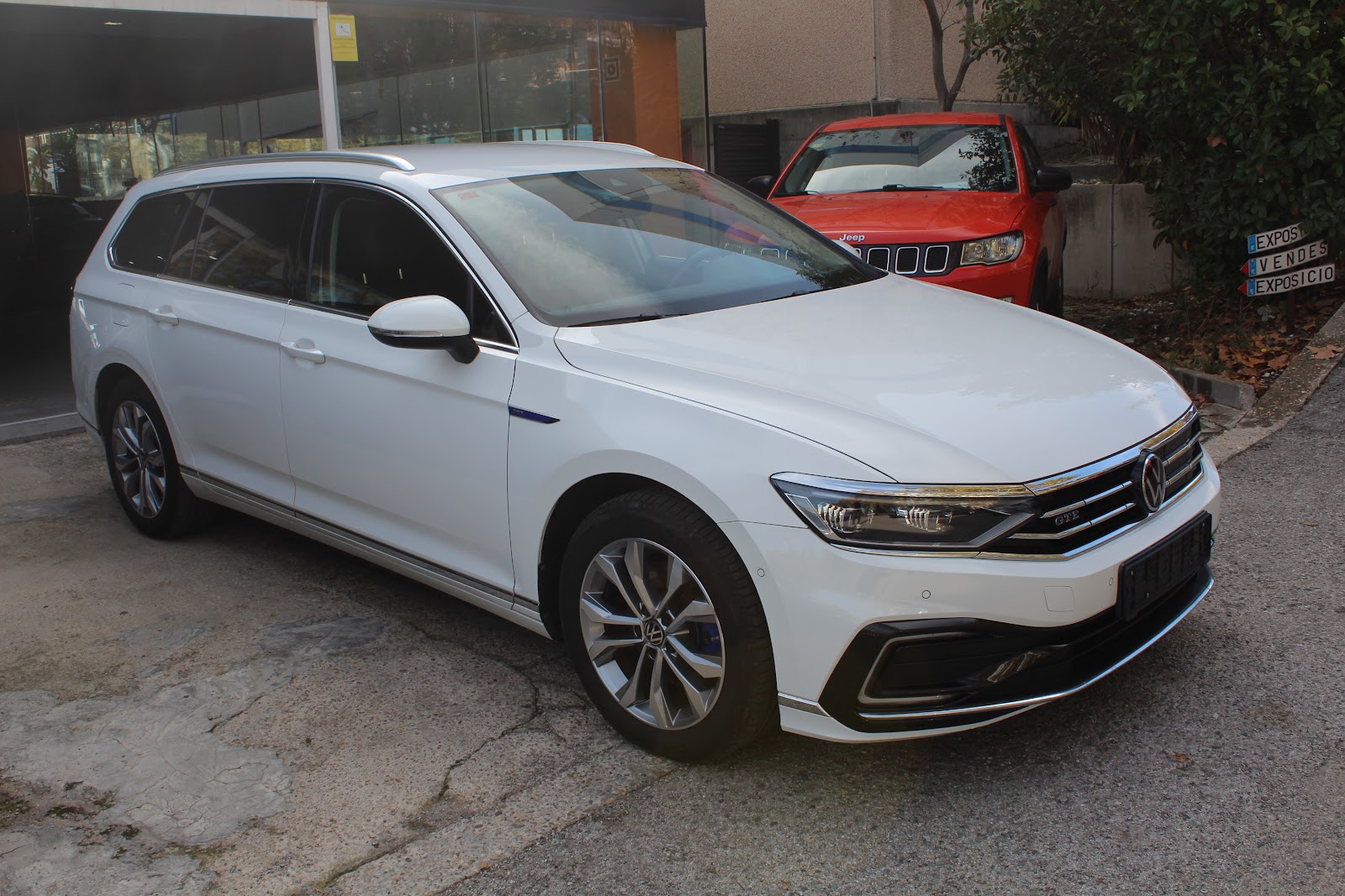 Foto 4 de VOLKSWAGEN PASSAT 2021 en venta en CSV Motor VALDEFUENTES