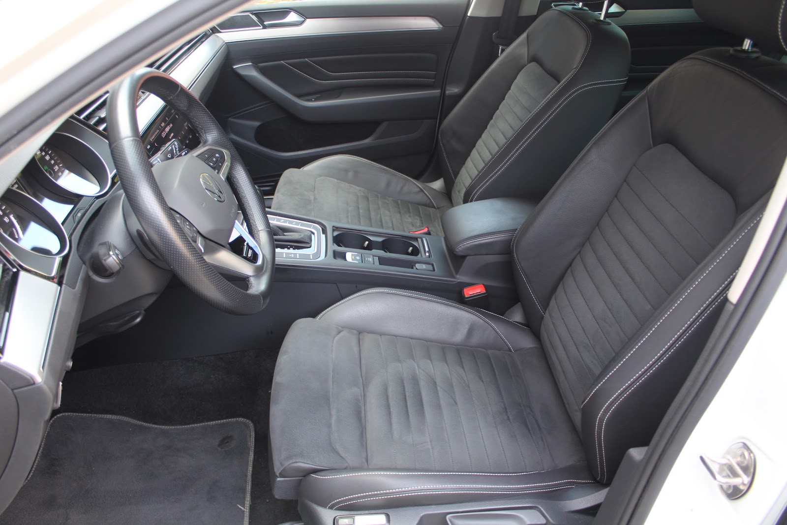 Foto 8 de VOLKSWAGEN PASSAT 2021 en venta en CSV Motor VALDEFUENTES