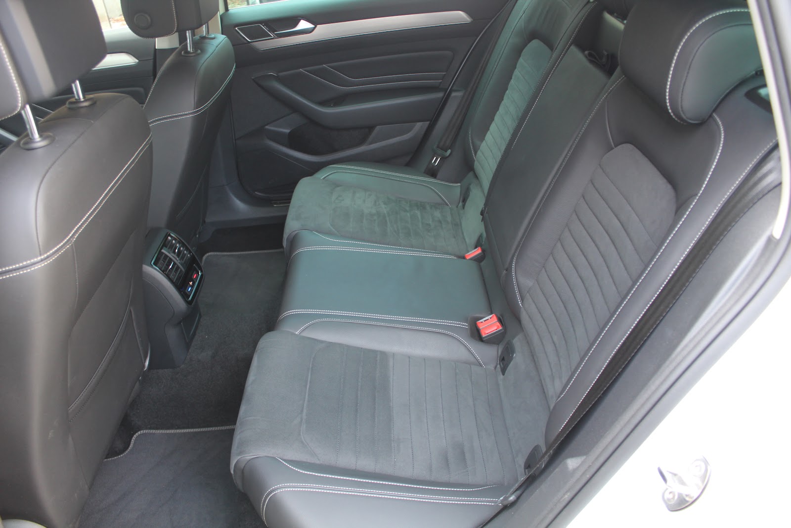 Foto 9 de VOLKSWAGEN PASSAT 2021 en venta en CSV Motor VALDEFUENTES