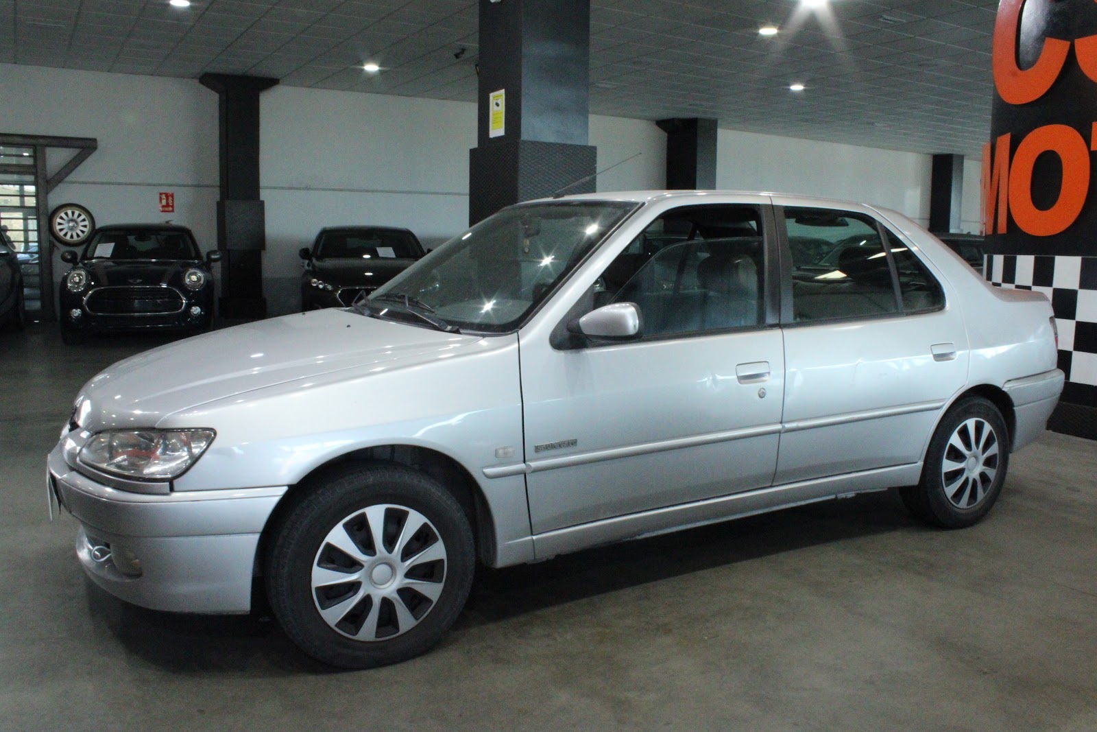 Foto 2 de PEUGEOT 306 1999 en venta en CSV Motor VALDEFUENTES