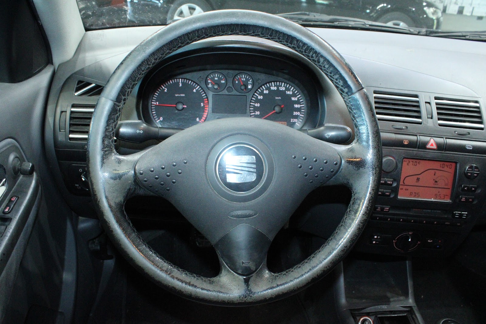 Foto 7 de SEAT CORDOBA 2000 en venta en CSV Motor