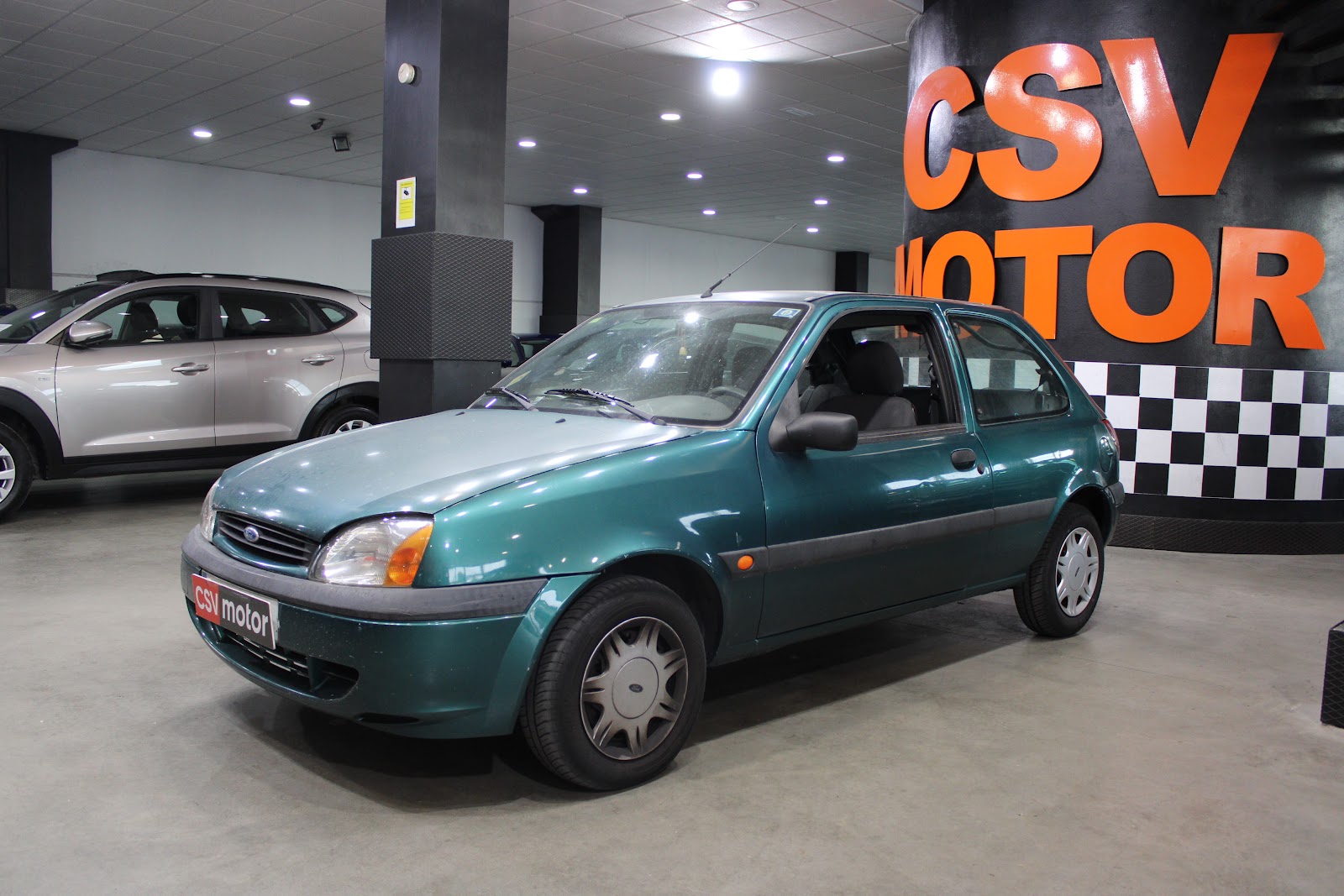 Foto 4 de Ford Fiesta 2000 en venta en CSV Motor VALDEFUENTES