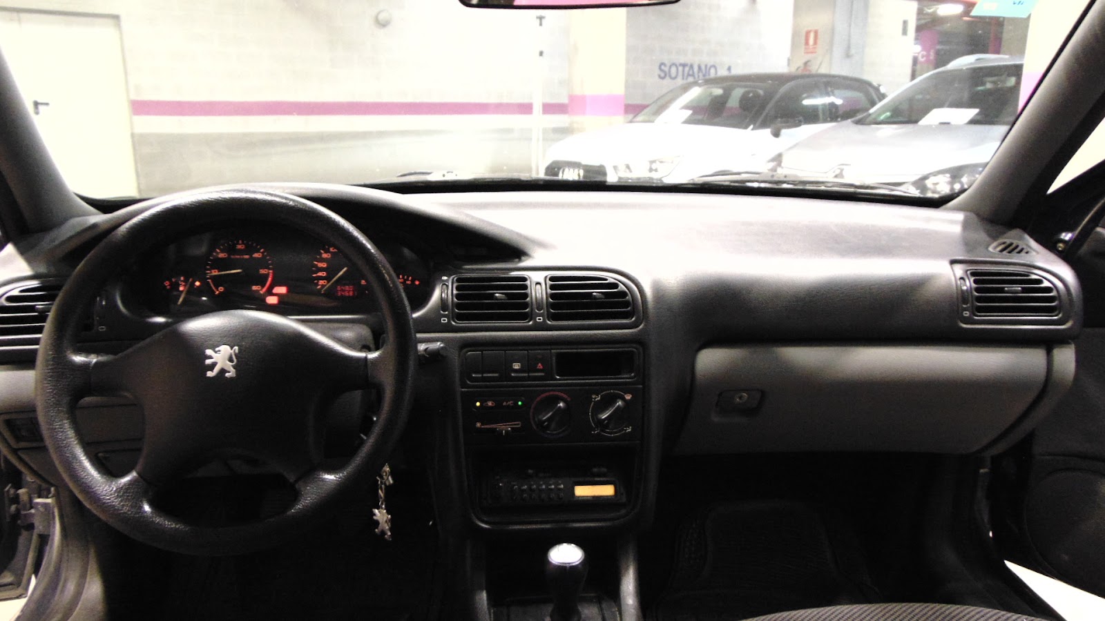 Foto 16 de PEUGEOT 406 1998 en venta en CSV Motor VALDEFUENTES