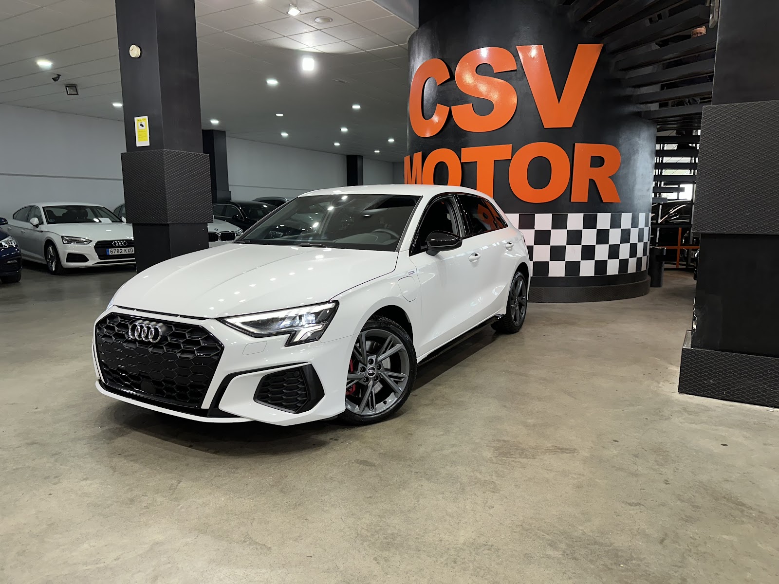 Foto 2 de AUDI A3 2022 en venta en CSV Motor VALDEFUENTES