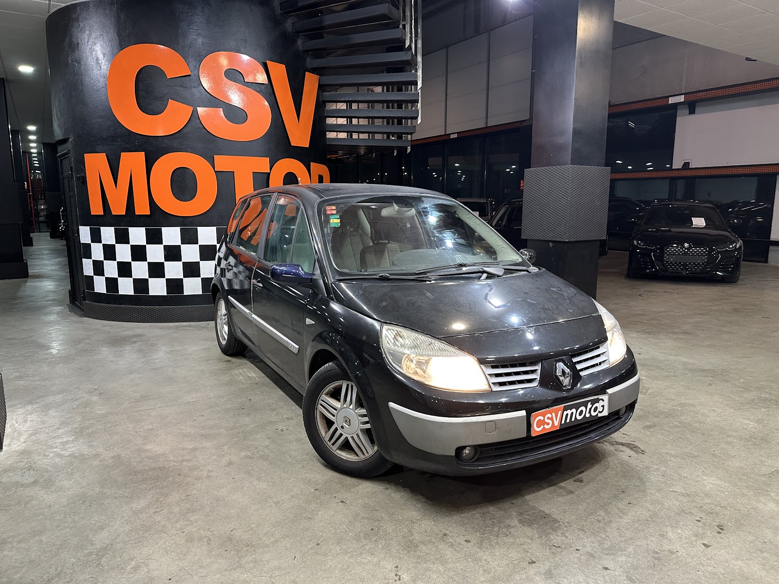 Foto 4 de RENAULT SCENIC 2004 en venta en CSV Motor VALDEFUENTES