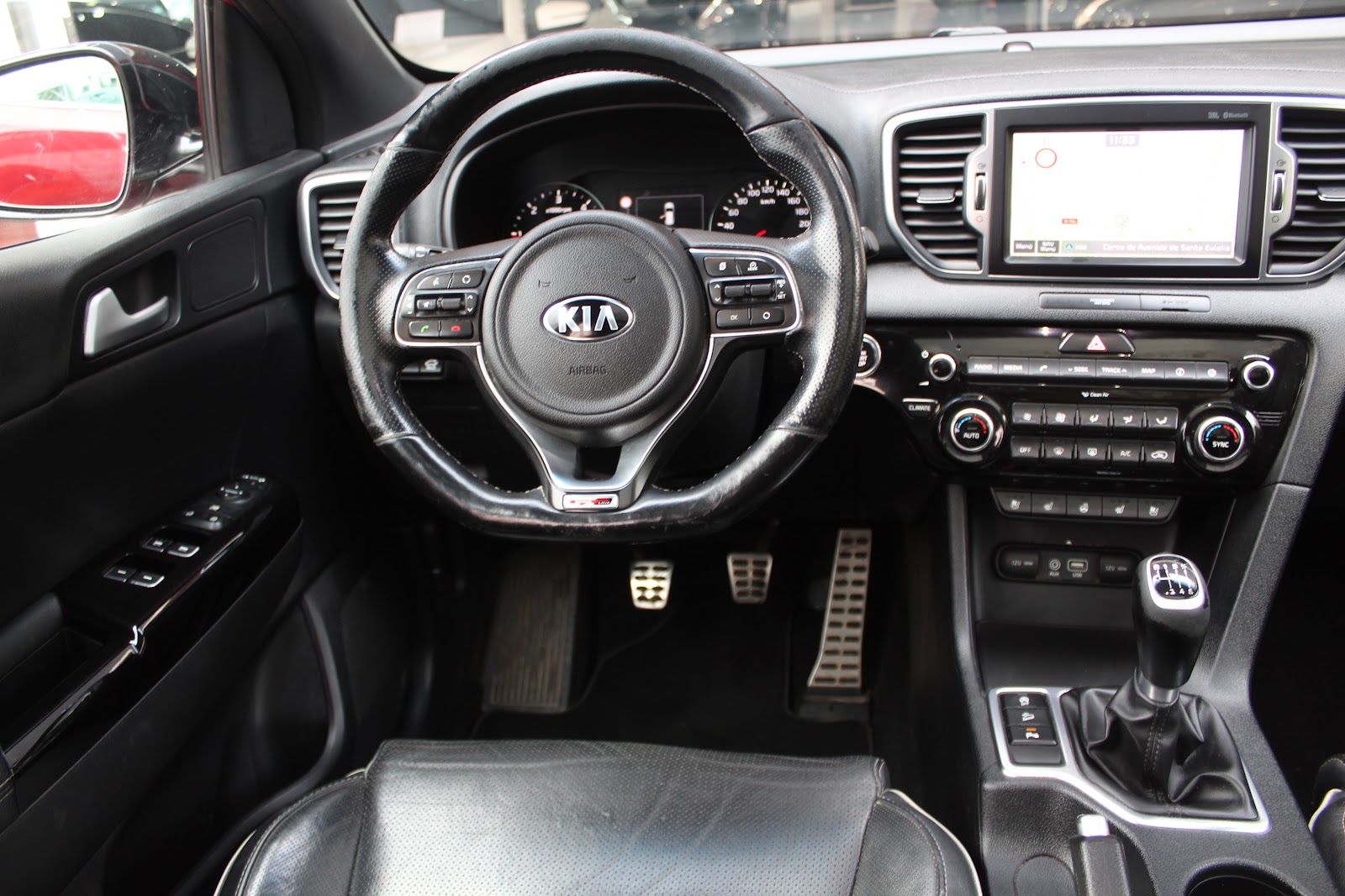 Foto 11 de KIA SPORTAGE 2018 en venta en CSV Motor VALDEFUENTES
