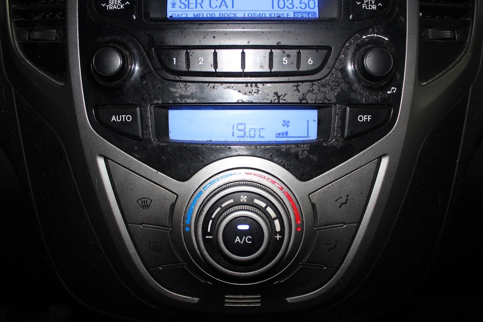 Foto 12 de HYUNDAI IX20 2011 en venta en CSV Motor VALDEFUENTES