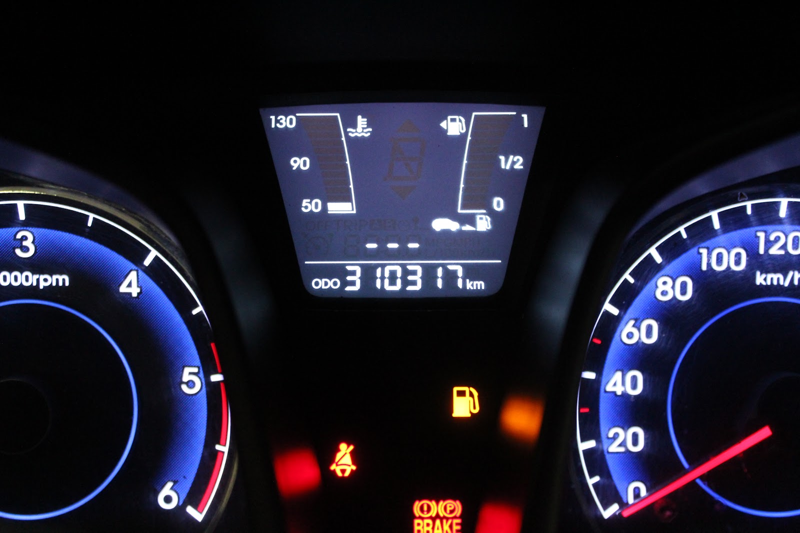 Foto 13 de HYUNDAI IX20 2011 en venta en CSV Motor VALDEFUENTES