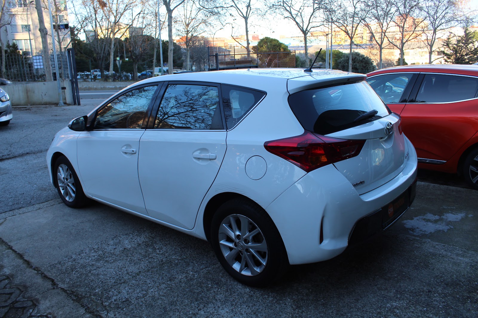 Foto 5 de TOYOTA AURIS 2014 en venta en CSV Motor VALDEFUENTES