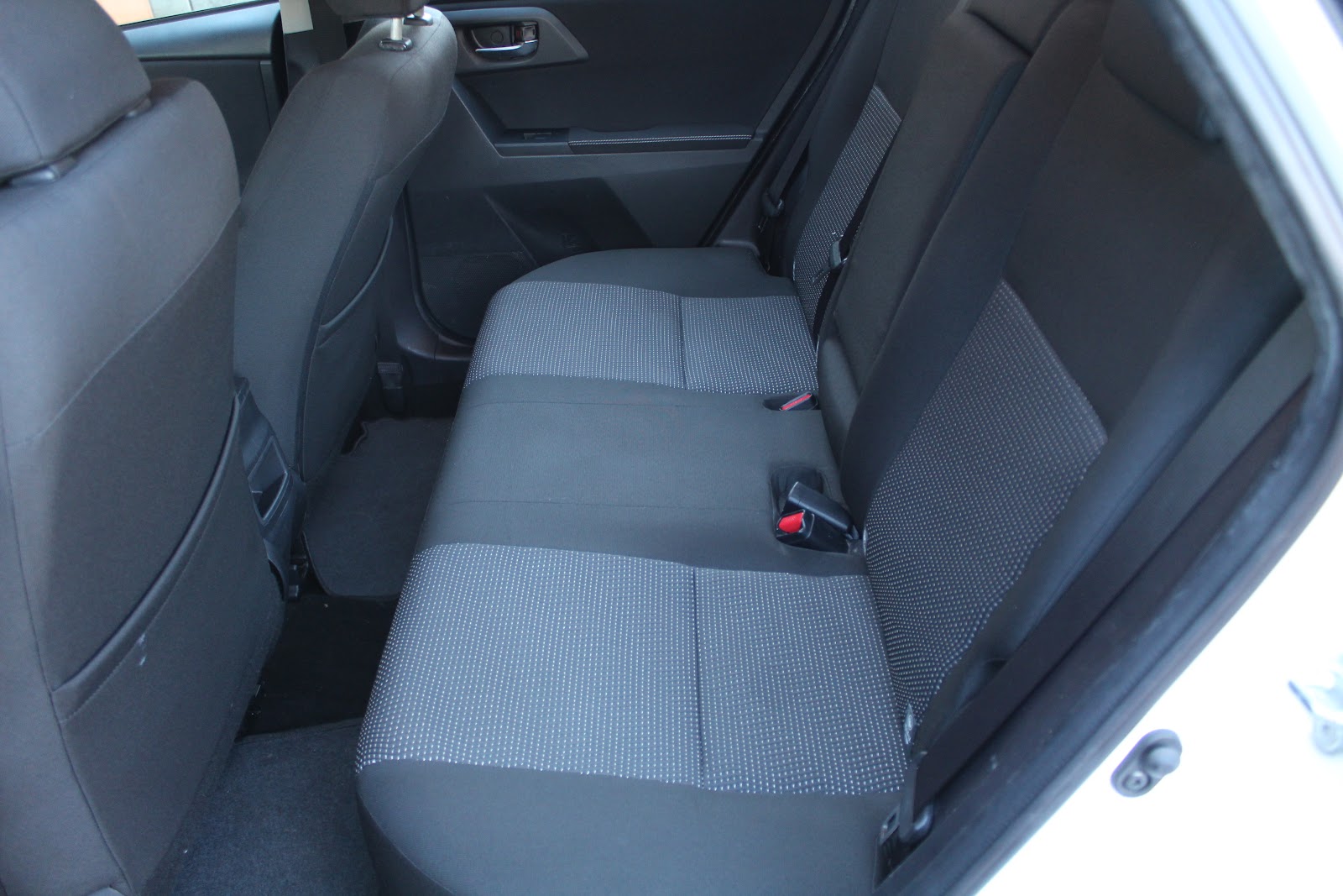 Foto 9 de TOYOTA AURIS 2014 en venta en CSV Motor VALDEFUENTES