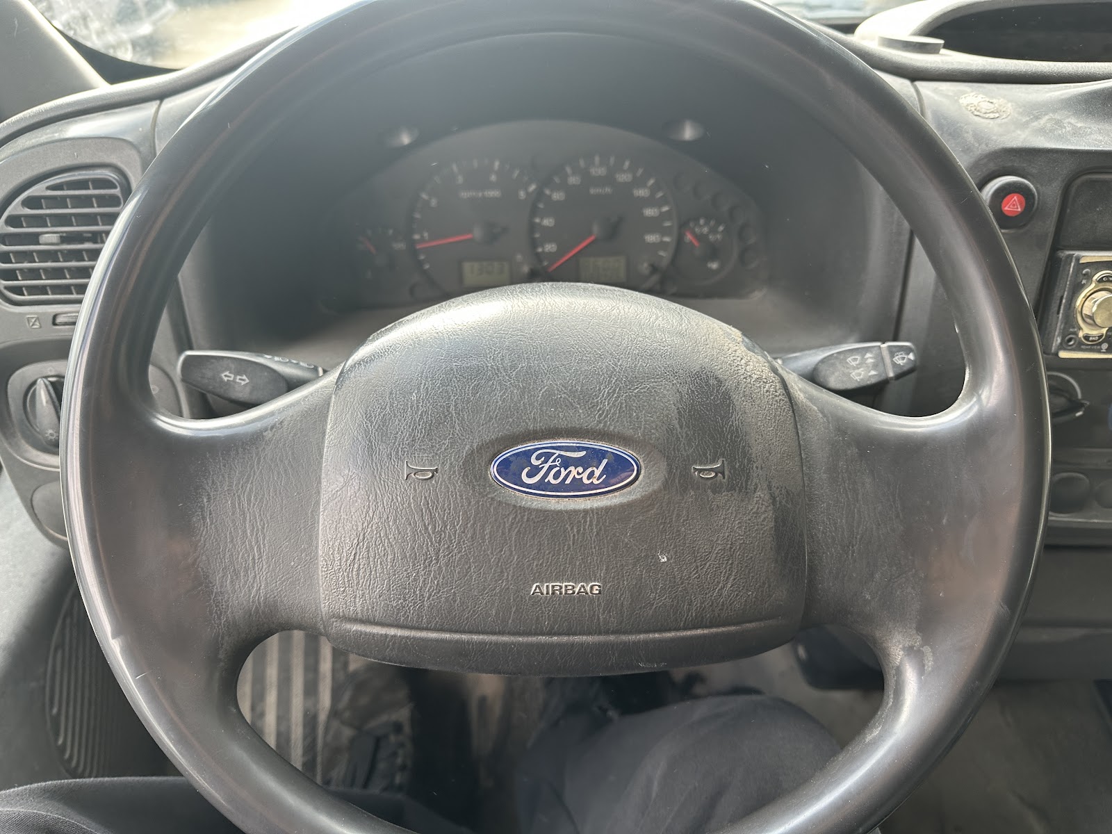 Foto 12 de FORD TRANSIT 2006 en venta en CSV Motor VALDEFUENTES