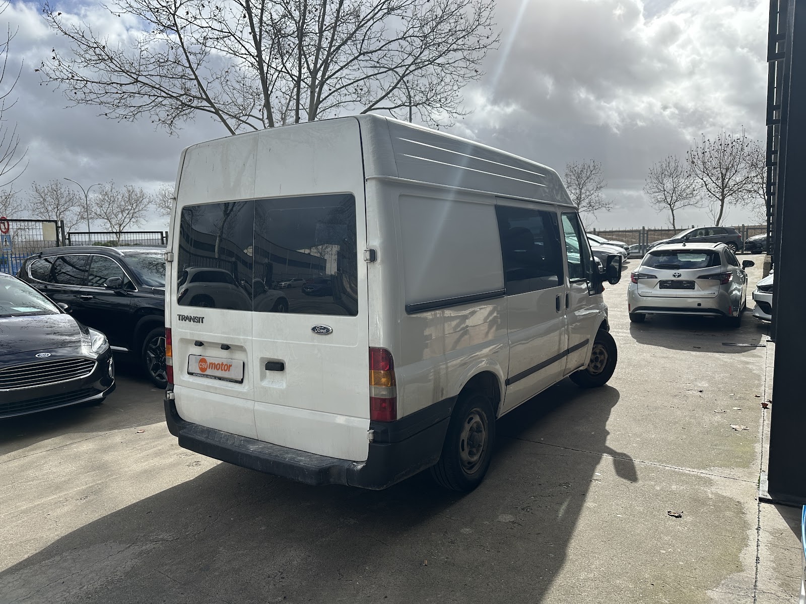 Foto 6 de FORD TRANSIT 2006 en venta en CSV Motor VALDEFUENTES