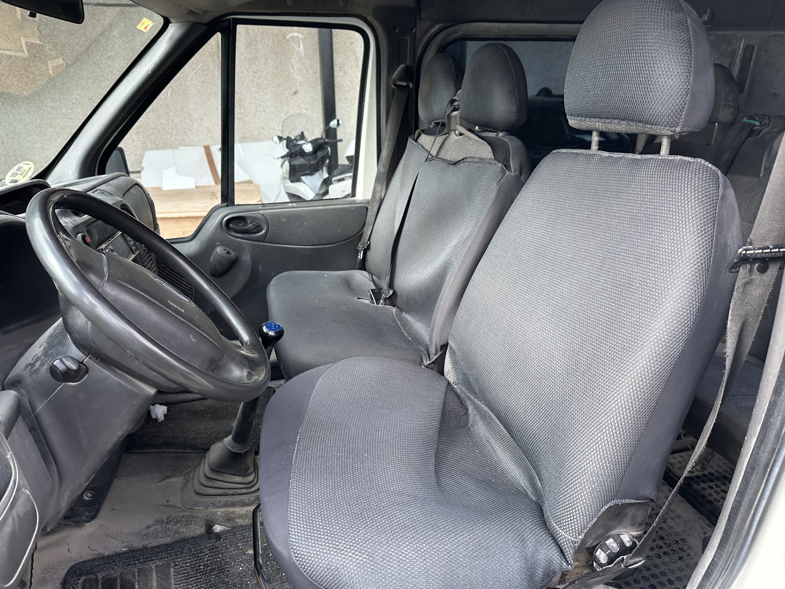 Foto 10 de FORD TRANSIT 2006 en venta en CSV Motor VALDEFUENTES