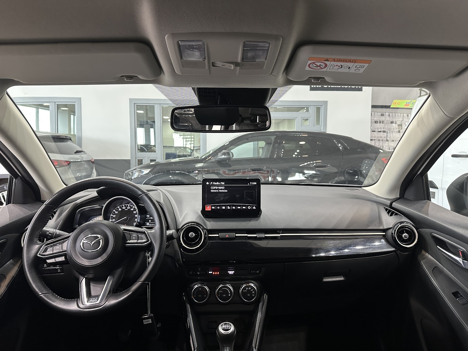 Foto 11 de MAZDA 2 2023 en venta en CSV Motor VALDEFUENTES