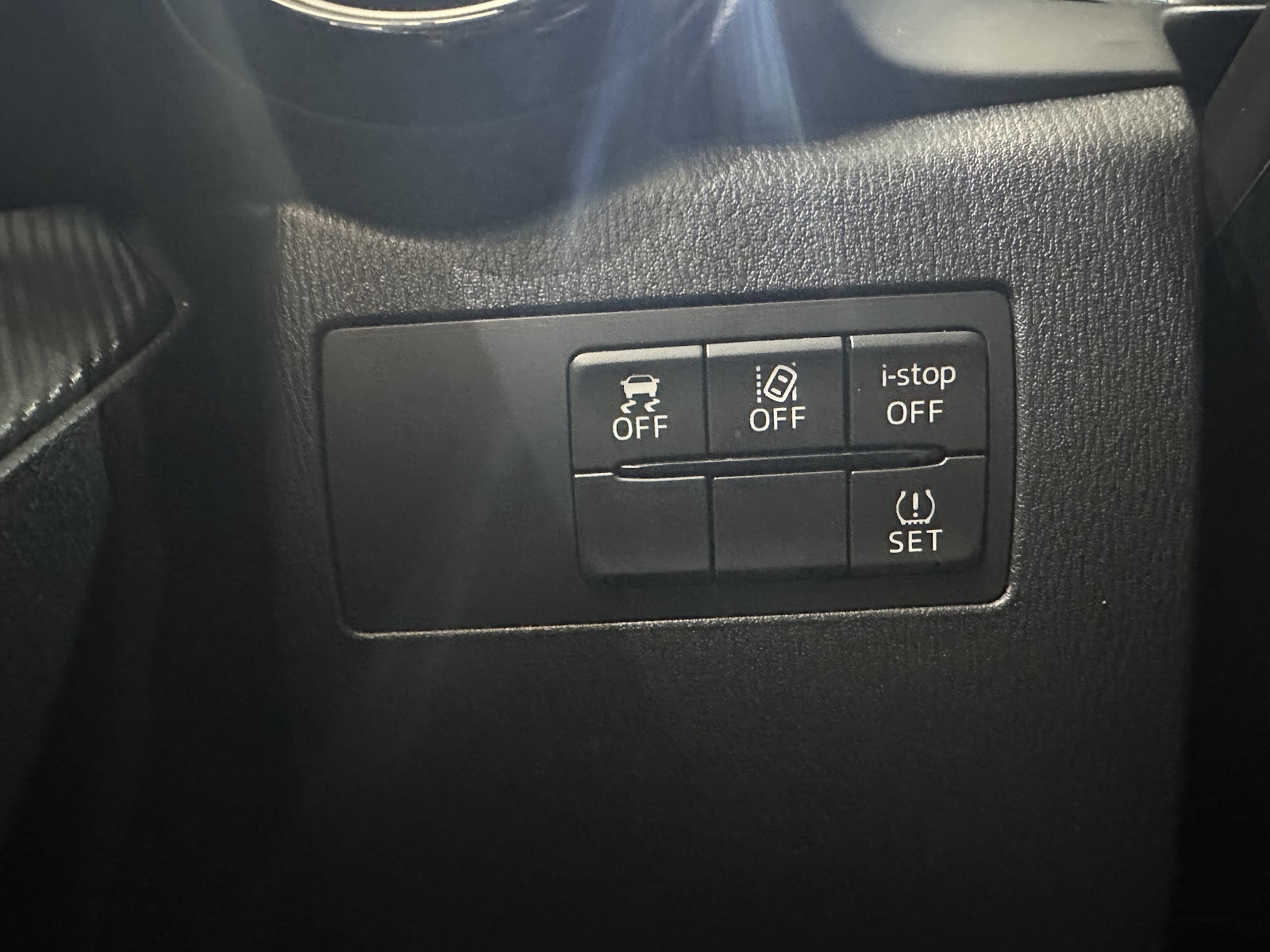 Foto 14 de MAZDA 2 2023 en venta en CSV Motor VALDEFUENTES