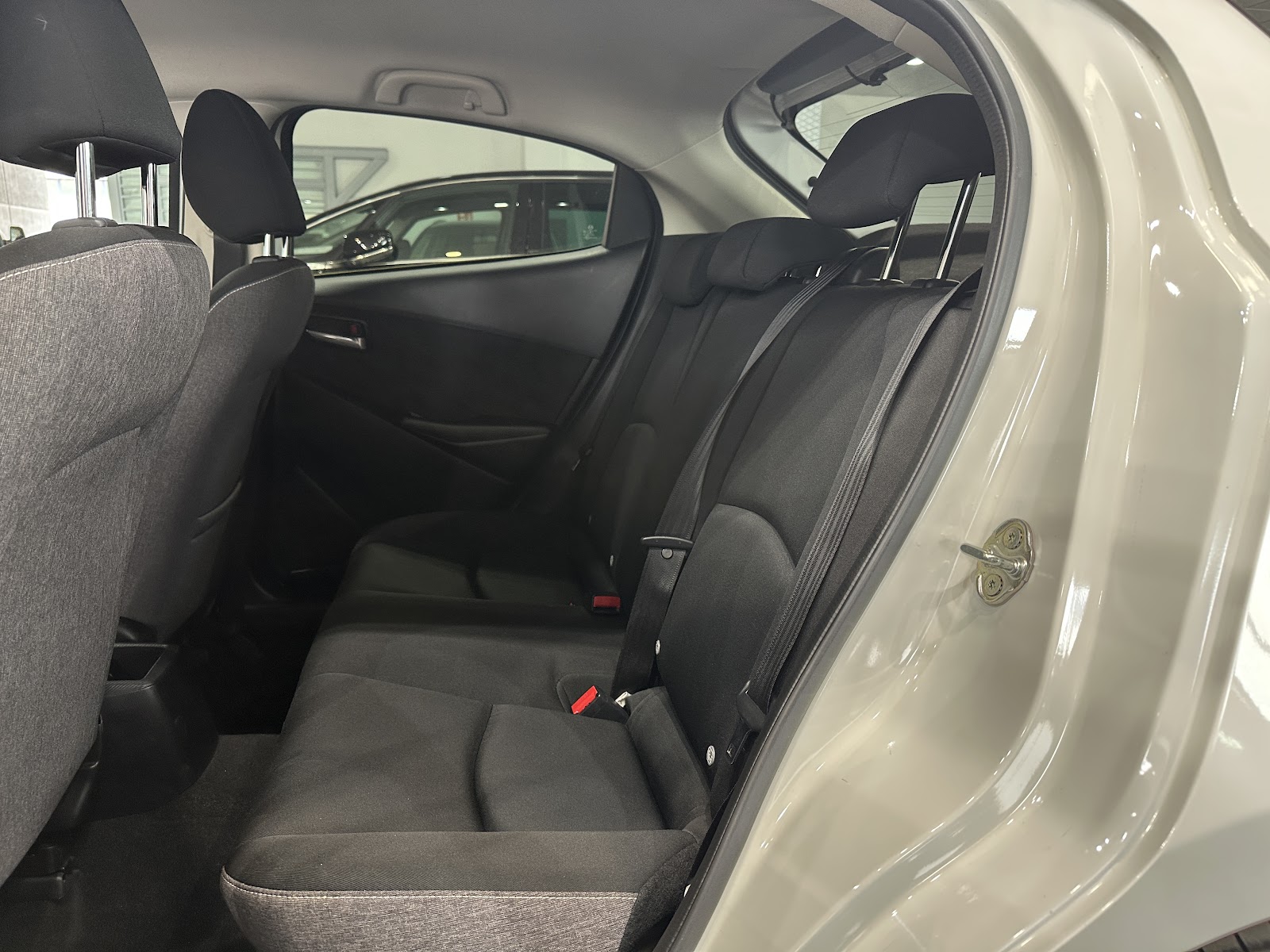 Foto 7 de MAZDA 2 2023 en venta en CSV Motor VALDEFUENTES