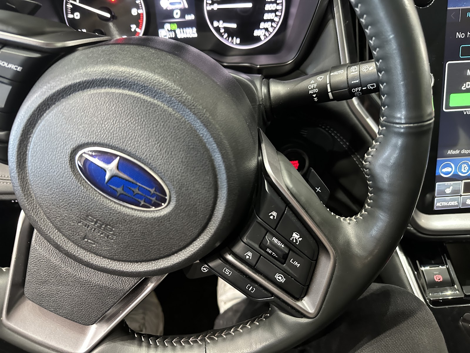 Foto 18 de SUBARU OUTBACK 2023 en venta en CSV Motor VALDEFUENTES