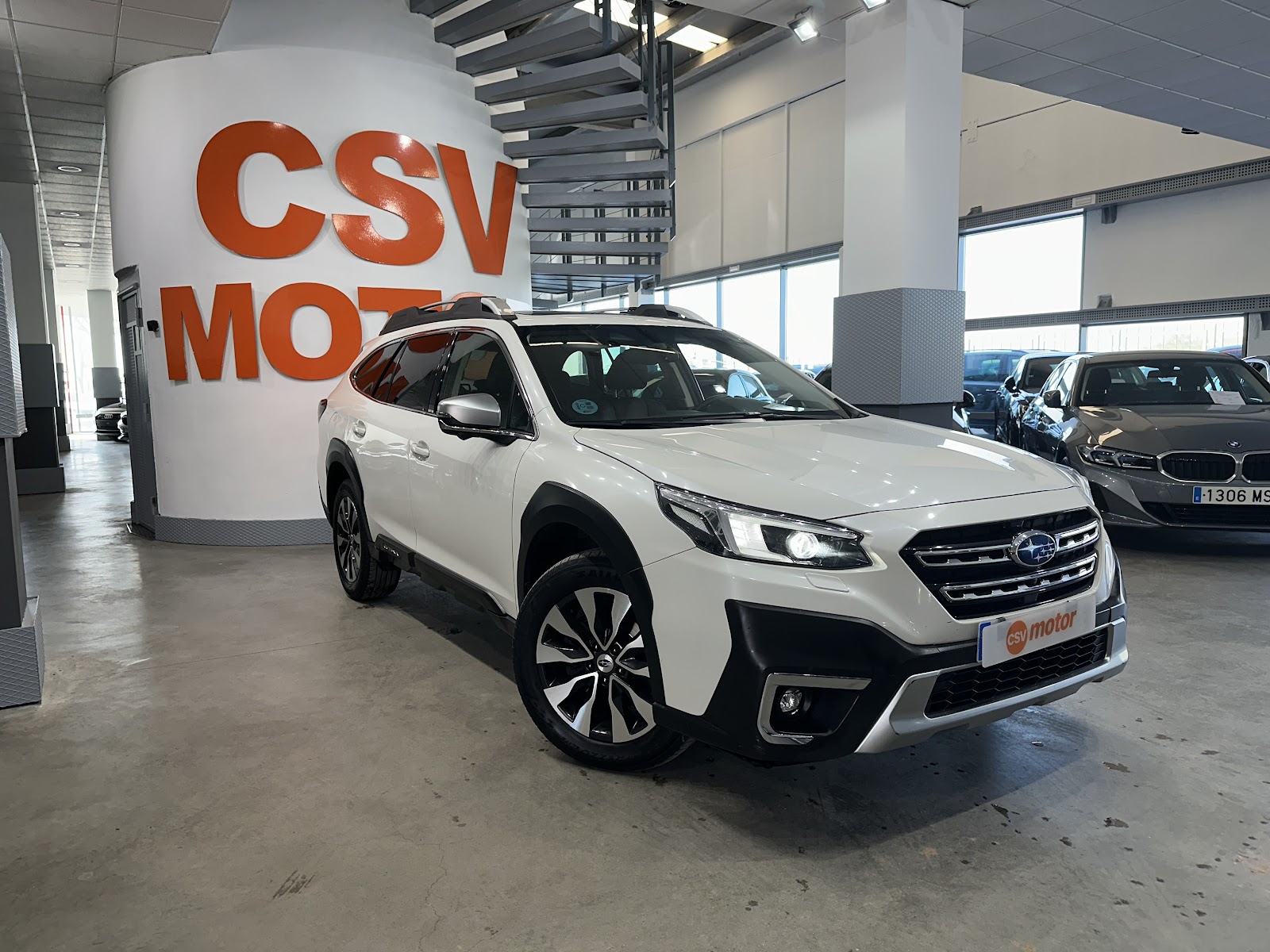 Foto 4 de SUBARU OUTBACK 2023 en venta en CSV Motor VALDEFUENTES