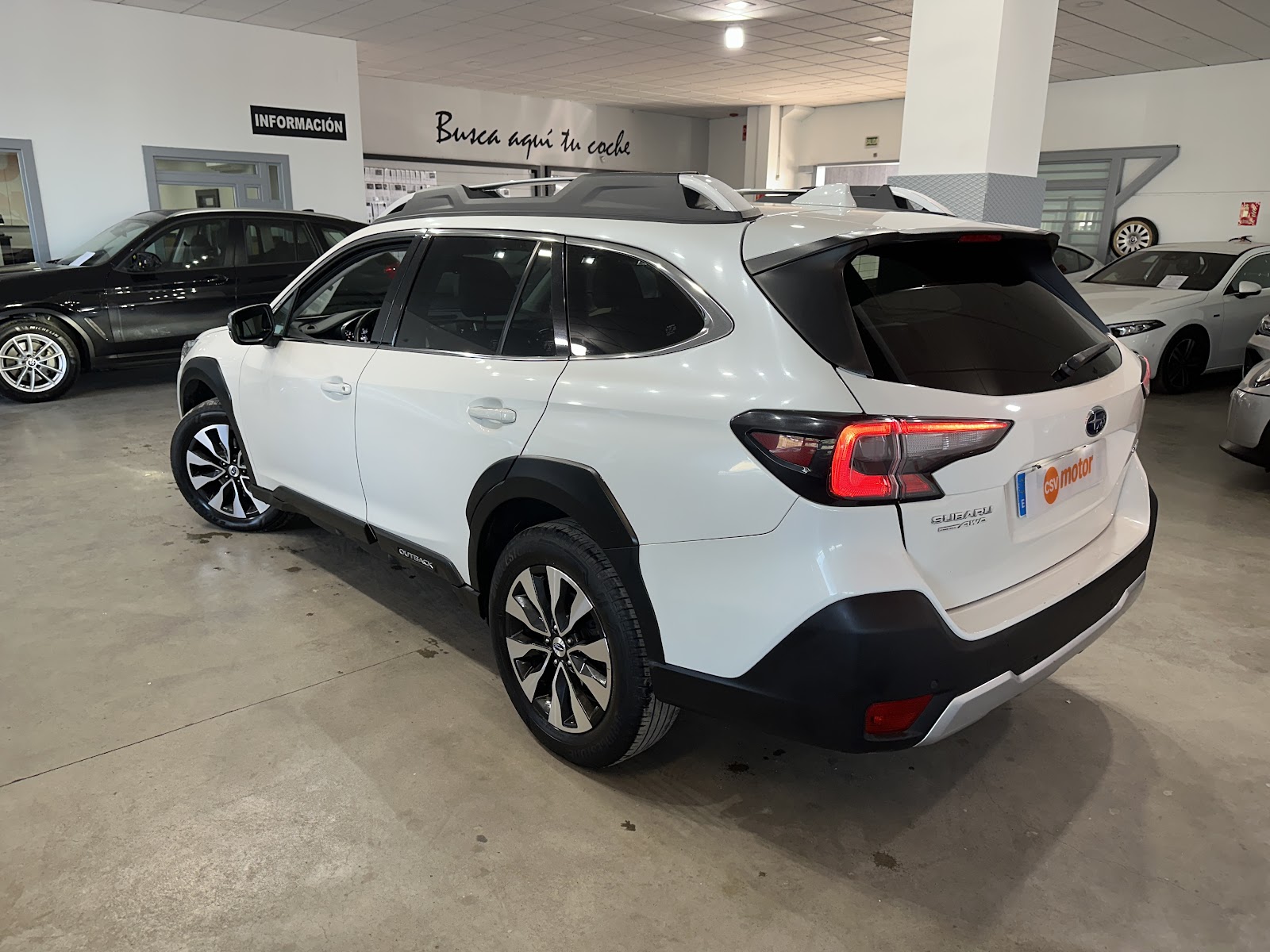 Foto 5 de SUBARU OUTBACK 2023 en venta en CSV Motor VALDEFUENTES