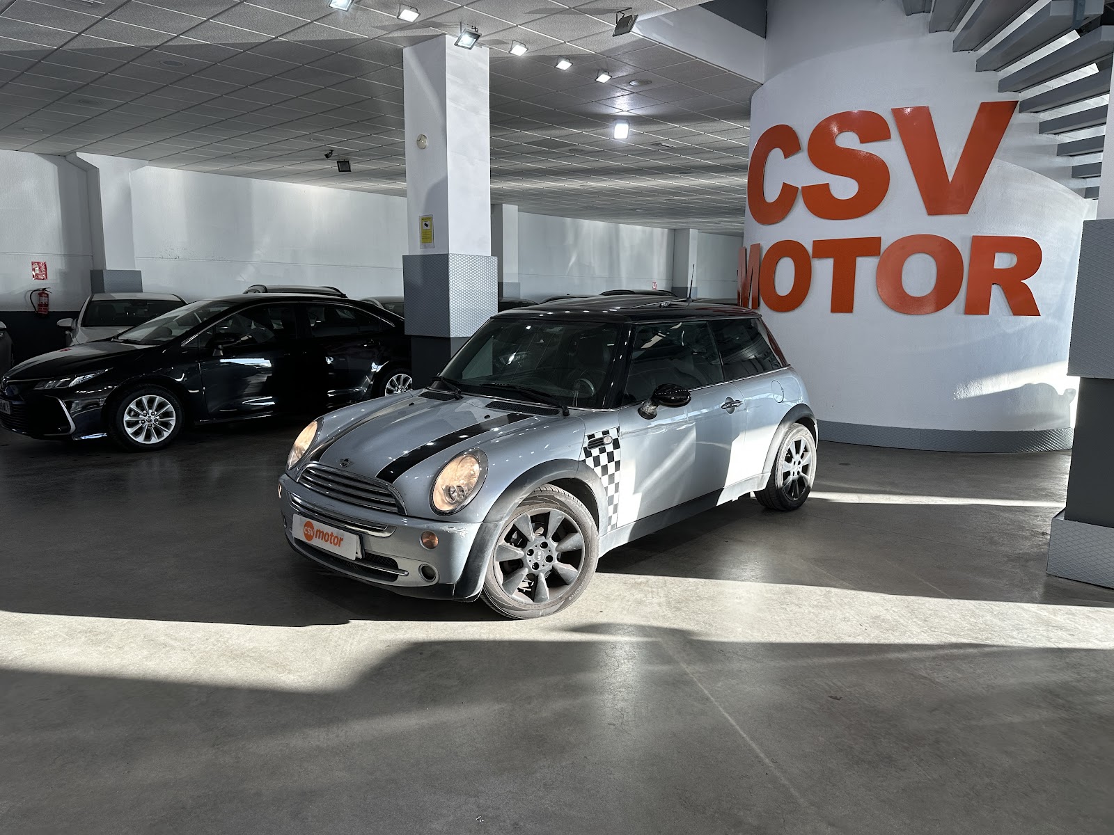 Foto 2 de MINI COOPER 2005 en venta en CSV Motor VALDEFUENTES
