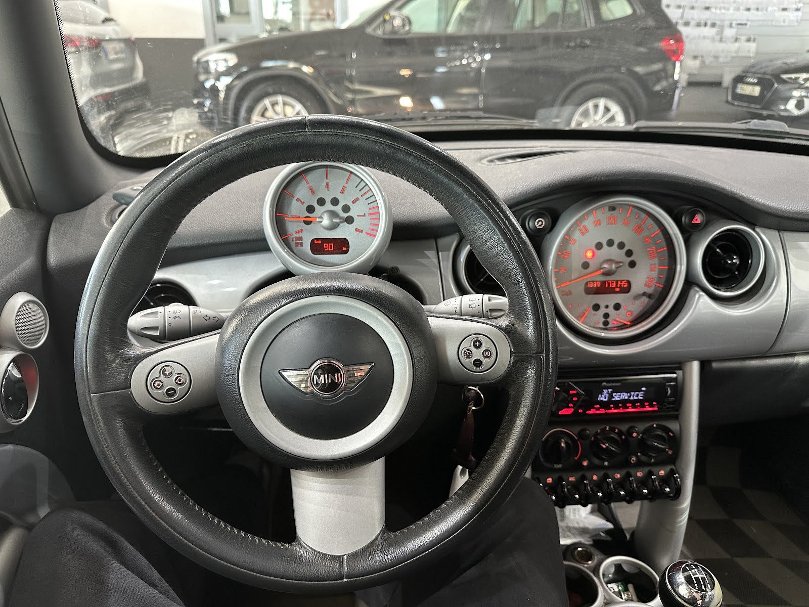 Foto 10 de MINI COOPER 2005 en venta en CSV Motor VALDEFUENTES