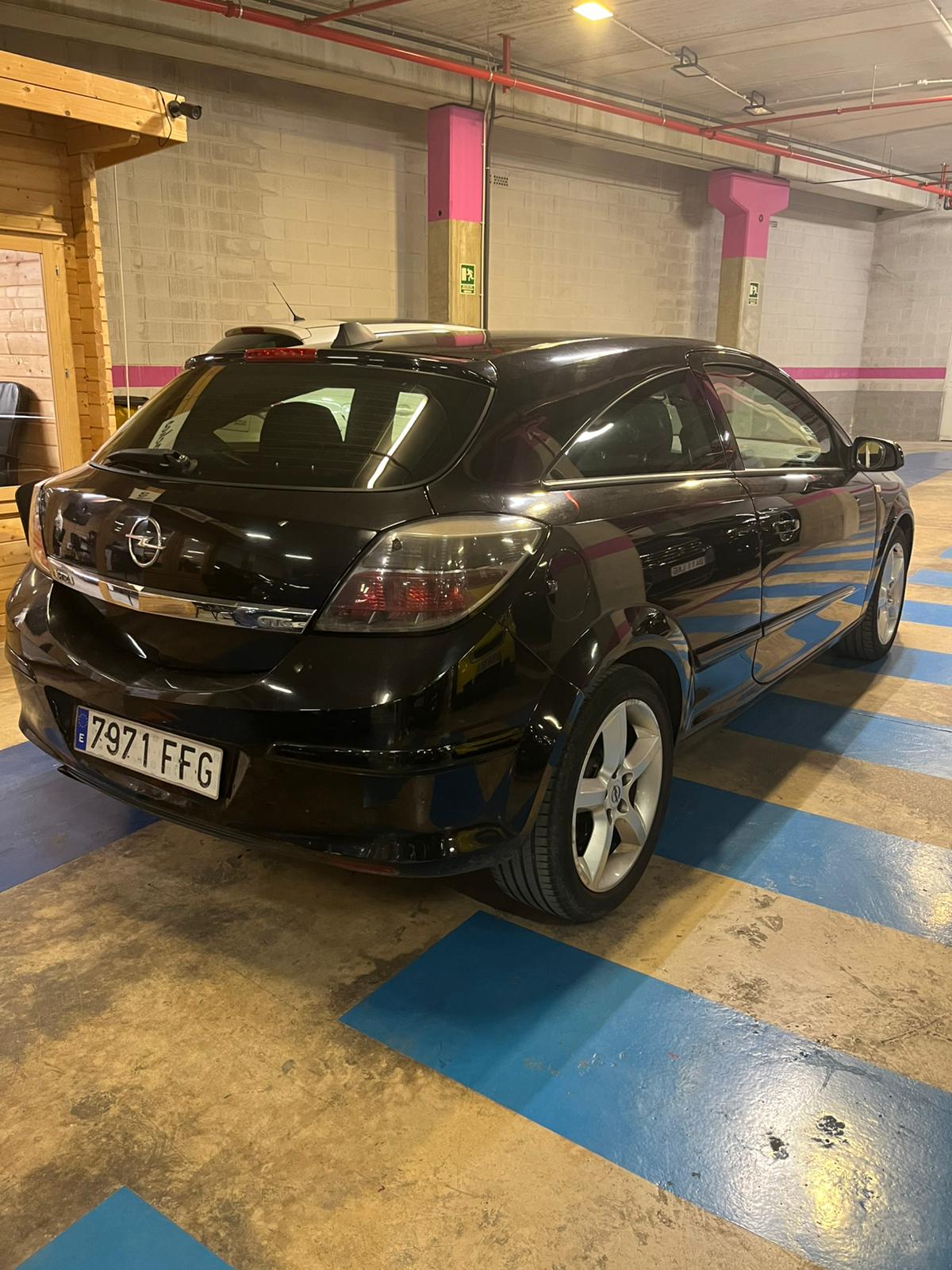 Foto 2 de OPEL ASTRA 2006 en venta en CSV Motor VALDEFUENTES