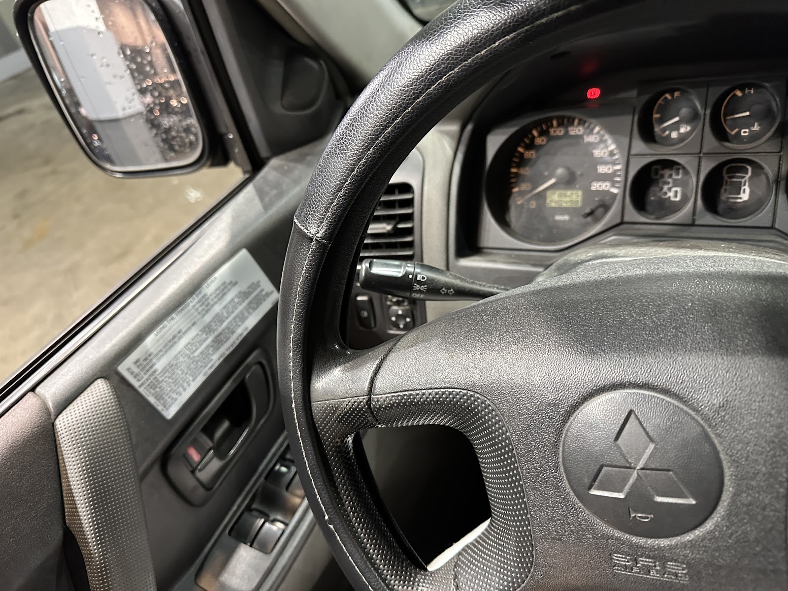 Foto 16 de MITSUBISHI MONTERO LARGO 3,2 DID 165CV 2005 en venta en CSV Motor VALDEFUENTES