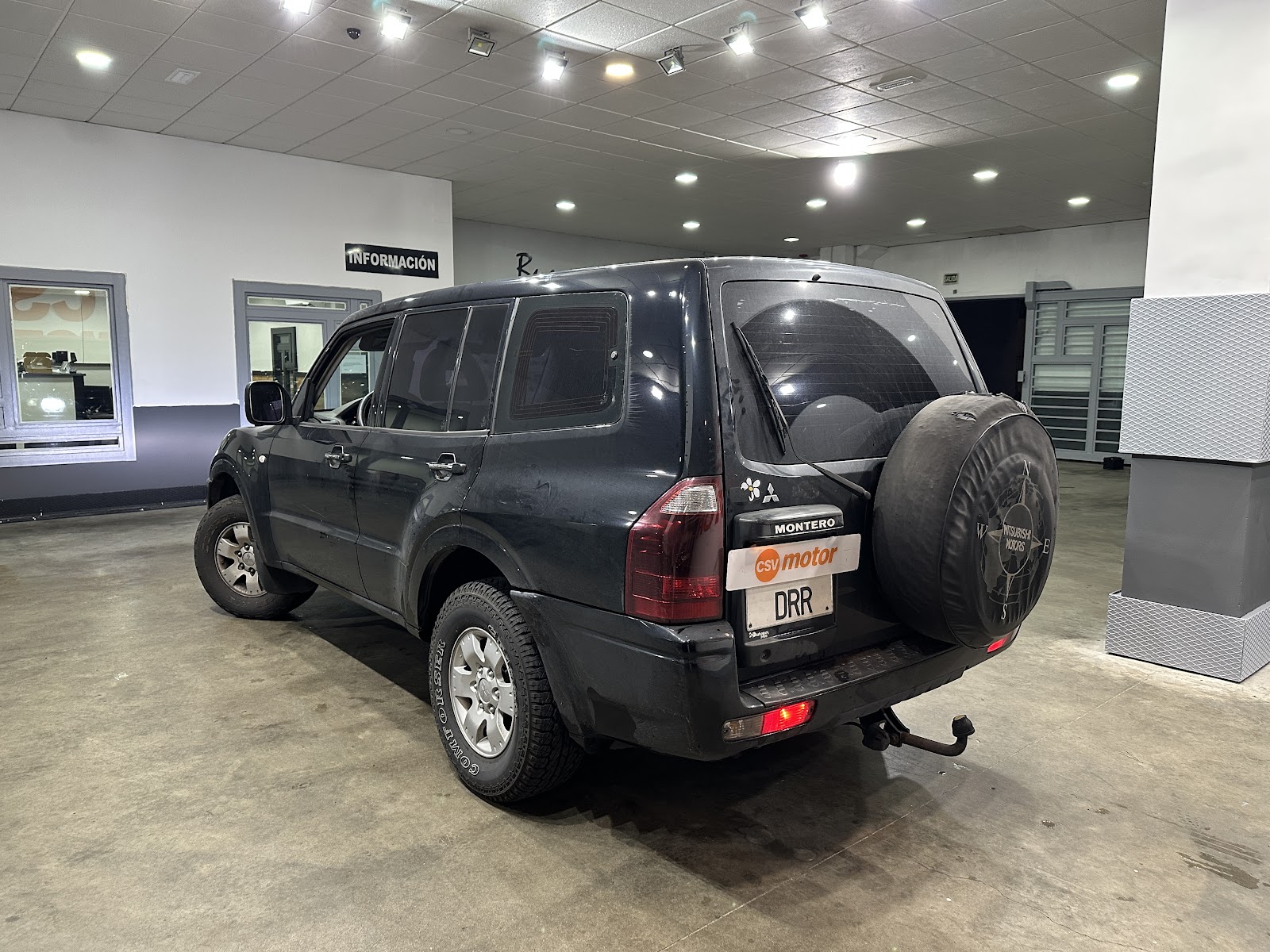 Foto 5 de MITSUBISHI MONTERO LARGO 3,2 DID 165CV 2005 en venta en CSV Motor VALDEFUENTES