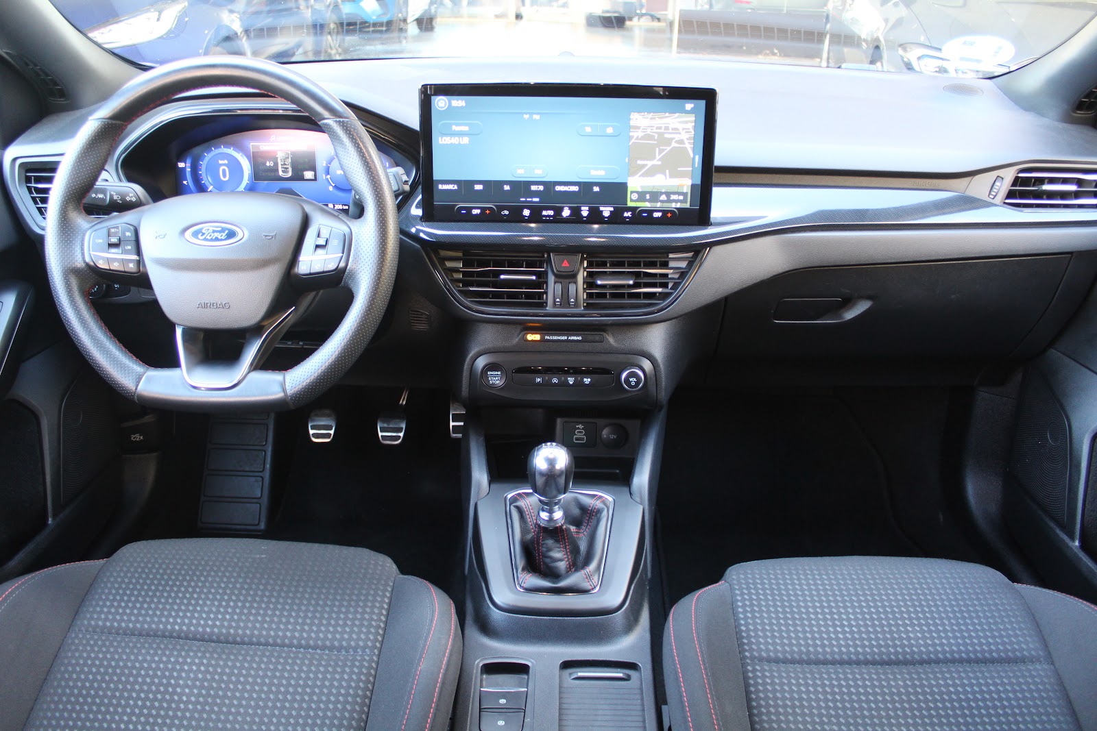 Foto 10 de FORD FOCUS 2023 en venta en CSV Motor VALDEFUENTES