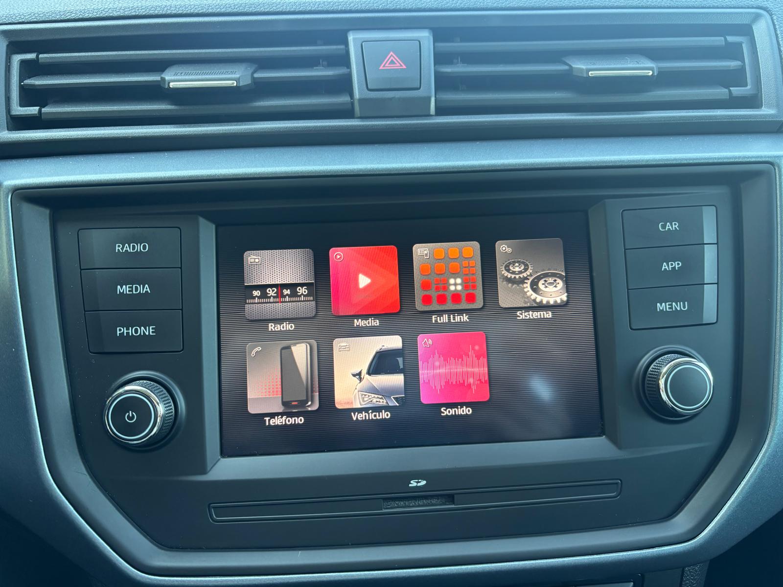 Foto 10 de SEAT ARONA 2019 en venta en CSV Motor SEVILLA