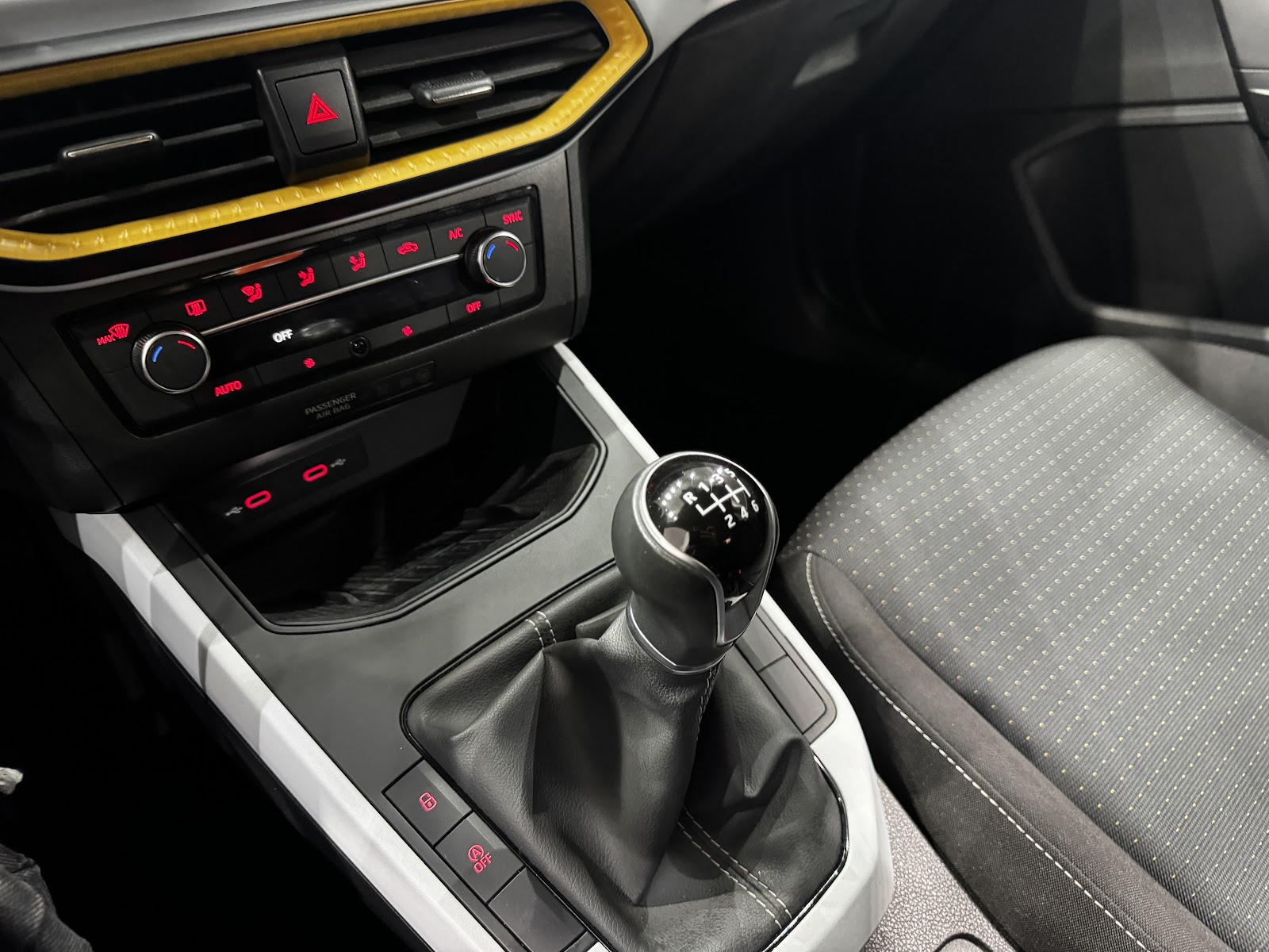 Foto 16 de SEAT ARONA 2021 en venta en CSV Motor SEVILLA