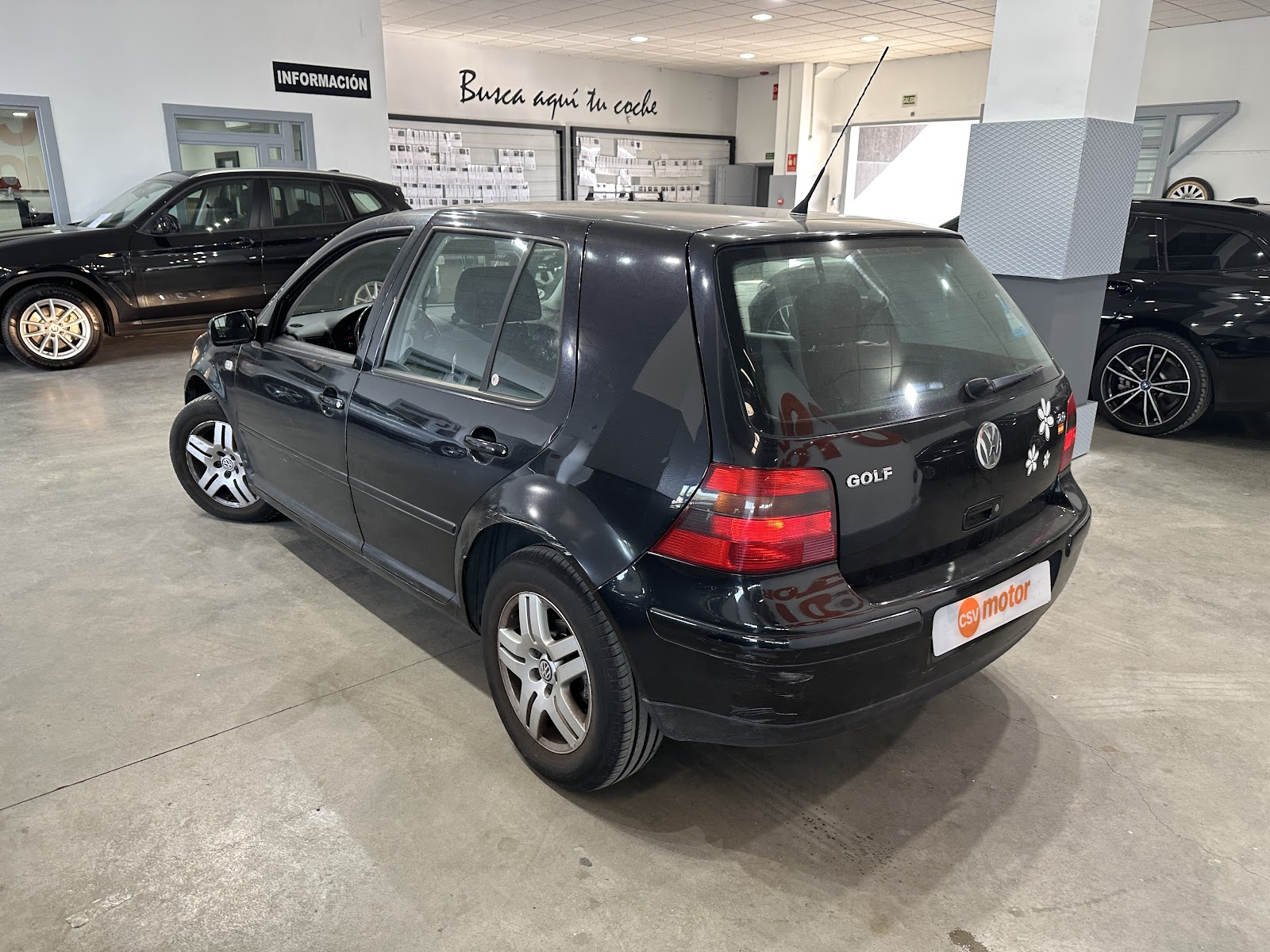 Foto 5 de VOLKSWAGEN GOLF 2001 en venta en CSV Motor VALDEFUENTES