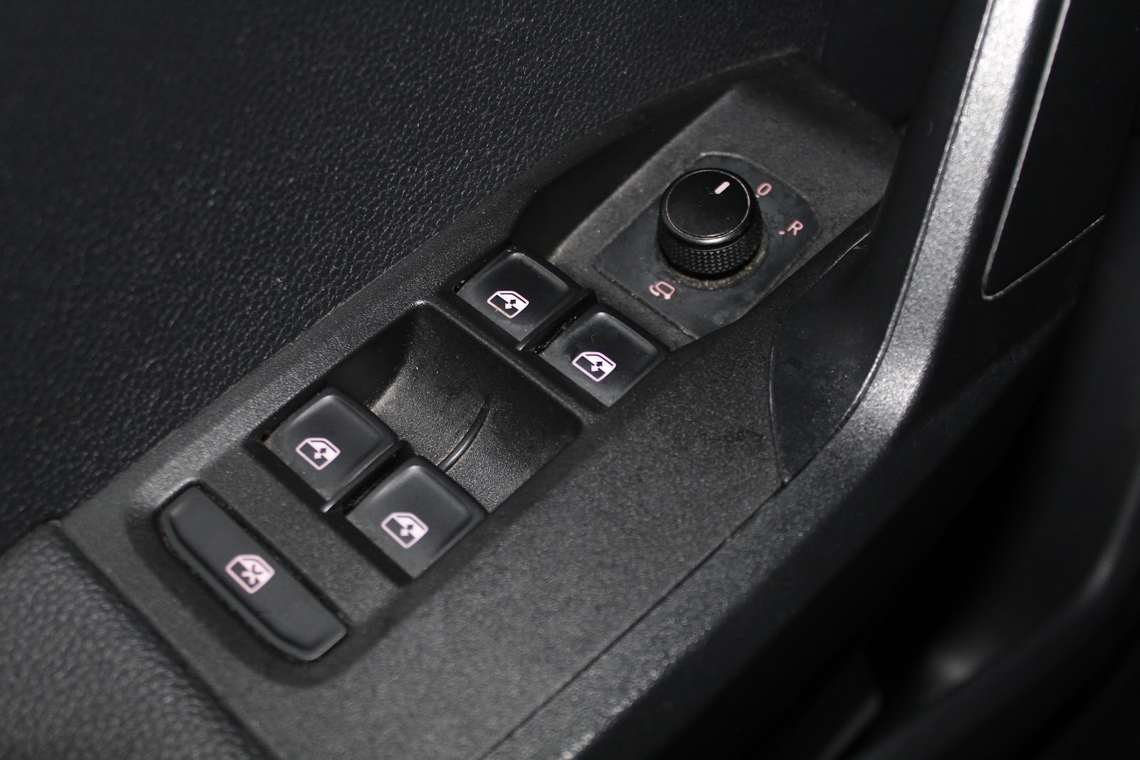 Foto 15 de SEAT IBIZA V 1.0 I 80 12V 80 CV 2019 en venta en CSV Motor VALDEFUENTES