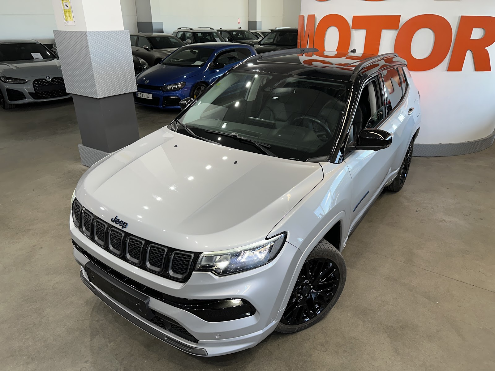 Foto 15 de Jeep Compass 2022 en venta en CSV Motor VALDEFUENTES · color Gris Metalizado