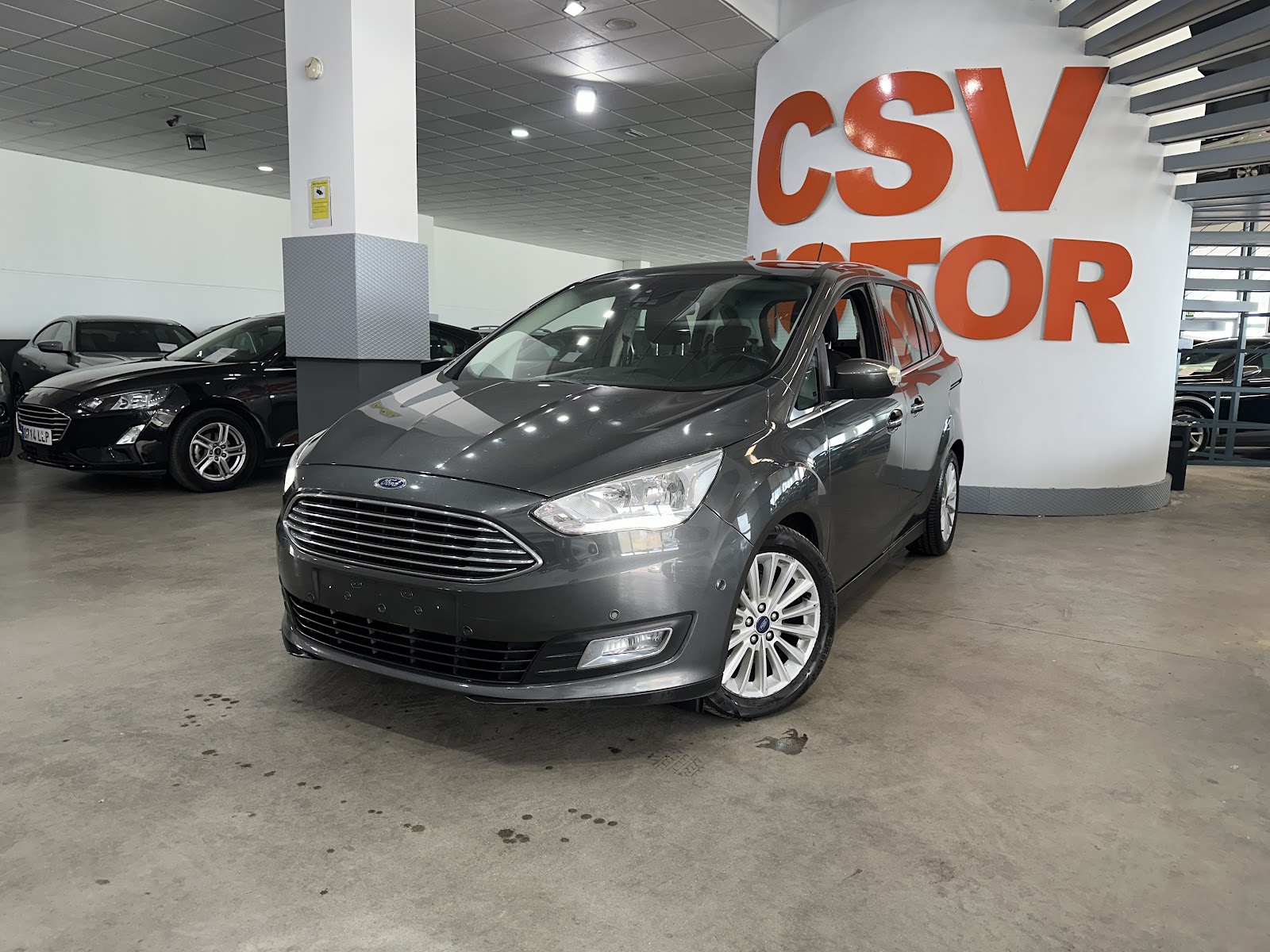 Foto 1 de Ford C-Max 2019 en venta en CSV Motor VALDEFUENTES · color Gris Metalizado
