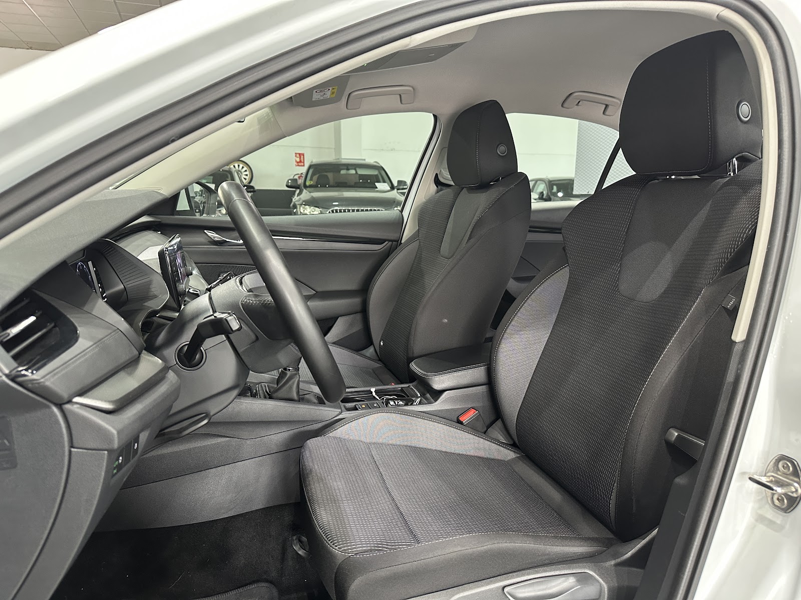 Foto 9 de SKODA OCTAVIA 2022 en venta en CSV Motor VALDEFUENTES