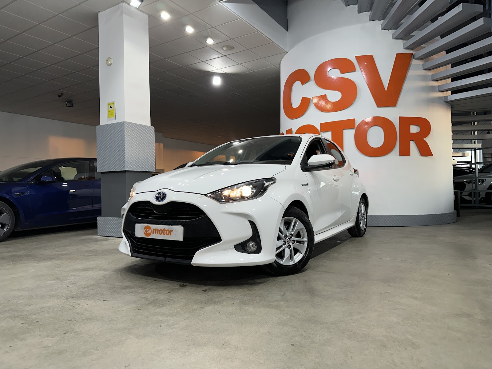 Foto 2 de TOYOTA YARIS 1.5HYBRID 100CV BUSINESS PLUS 2021 en venta en CSV Motor VALDEFUENTES