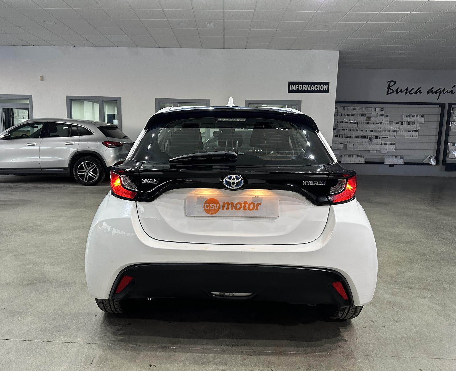 Foto 18 de TOYOTA YARIS 1.5HYBRID 100CV BUSINESS PLUS 2021 en venta en CSV Motor VALDEFUENTES