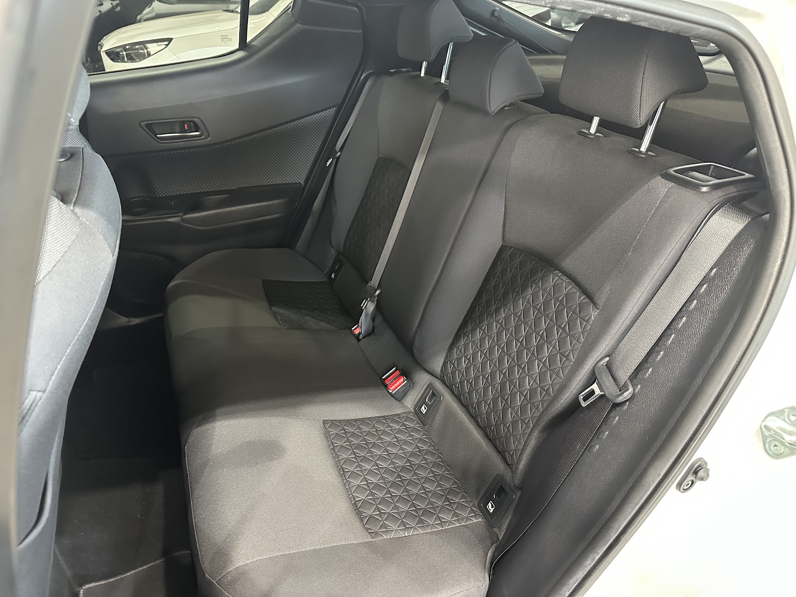 Foto 10 de TOYOTA C-HR 2020 en venta en CSV Motor VALDEFUENTES