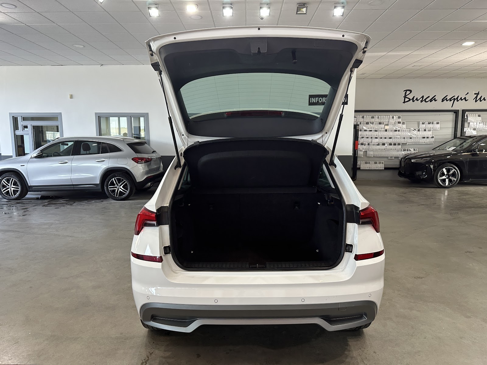 Foto 8 de SKODA KAMIQ 2023 en venta en CSV Motor VALDEFUENTES