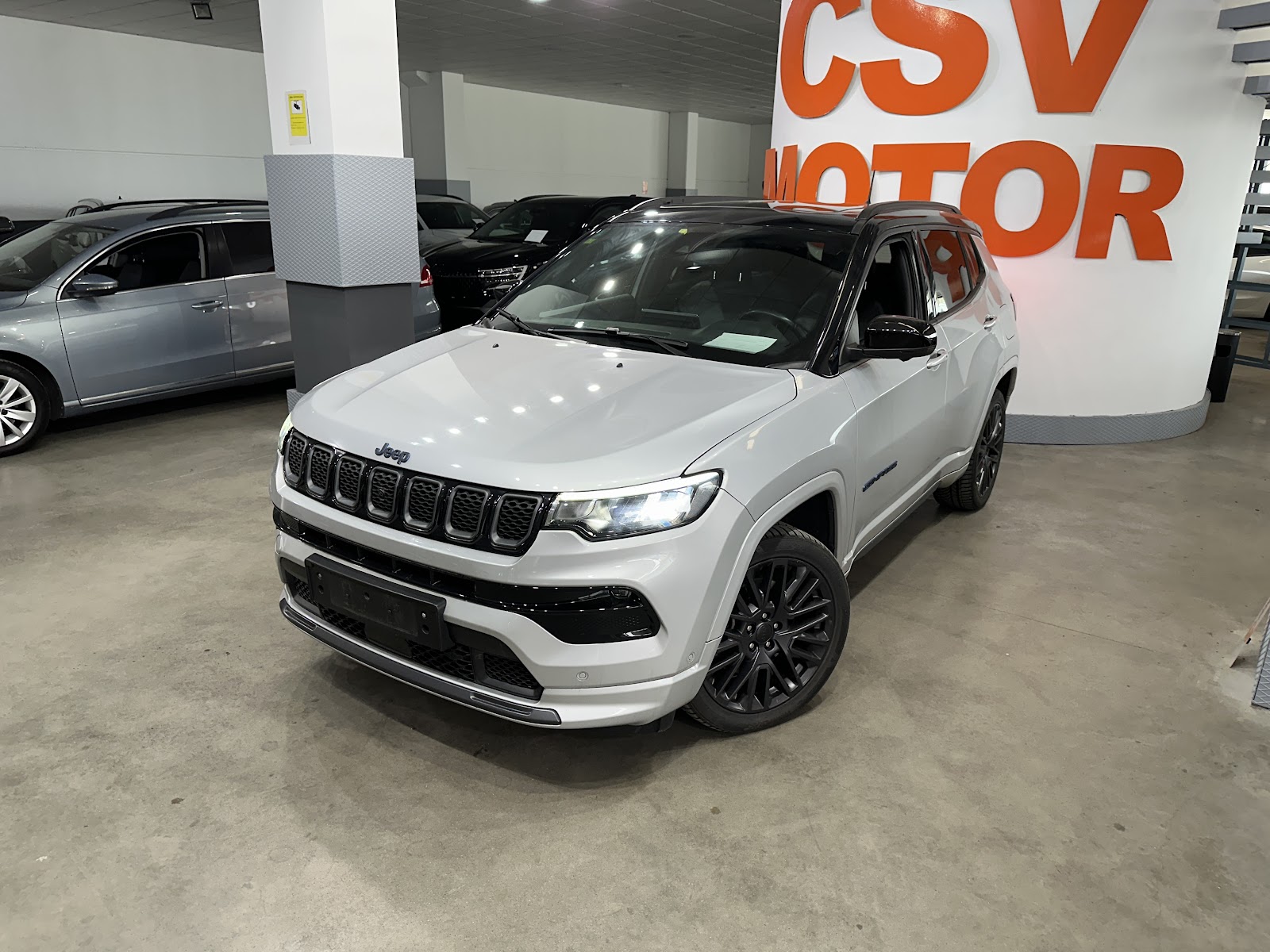 Foto 11 de Jeep Compass 2021 en venta en CSV Motor VALDEFUENTES · color Plata Metalizado