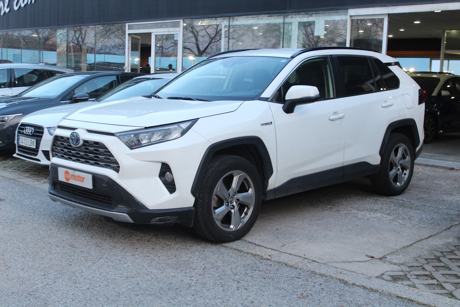 Foto 2 de TOYOTA RAV4 2.5 HYBRID 2019 en venta en CSV Motor VALDEFUENTES