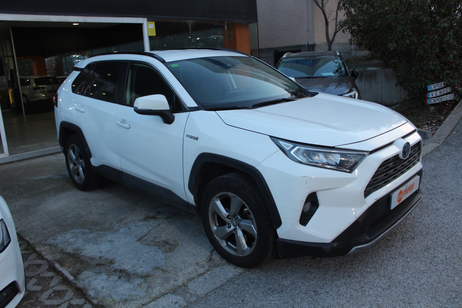 Foto 3 de TOYOTA RAV4 2.5 HYBRID 2019 en venta en CSV Motor VALDEFUENTES