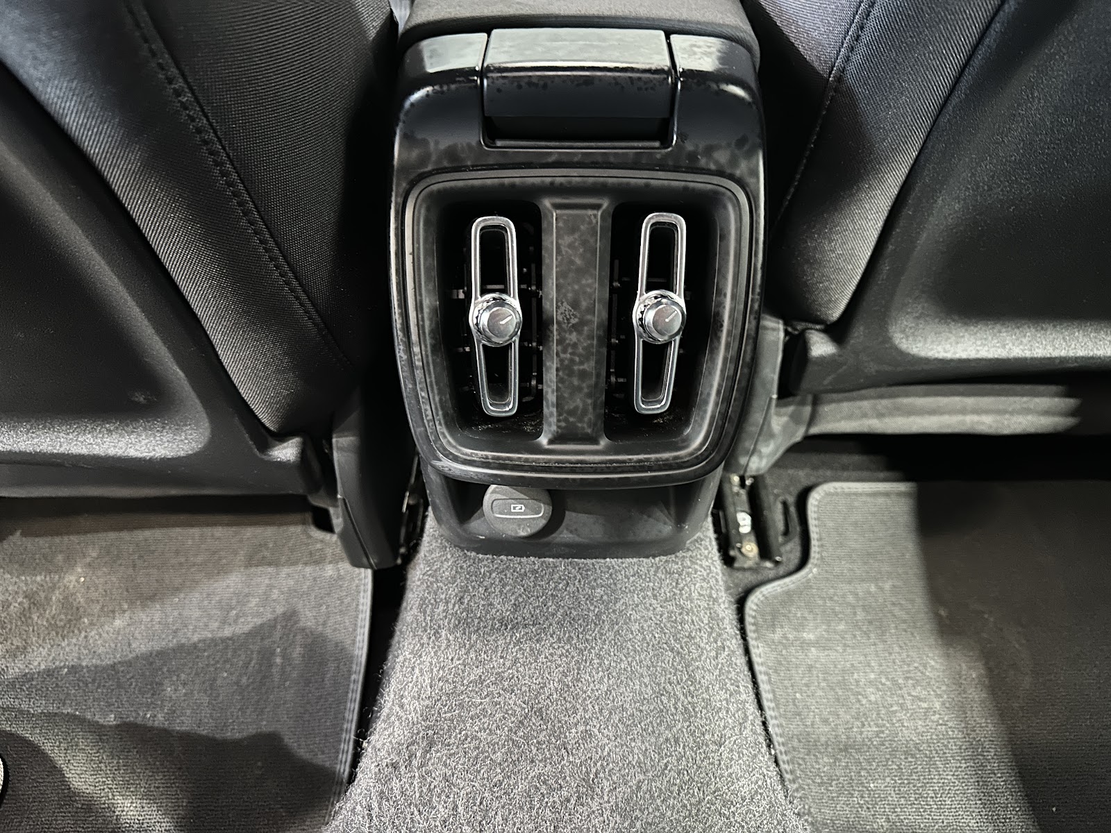 Foto 13 de POLESTAR 2 2023 en venta en CSV Motor VALDEFUENTES