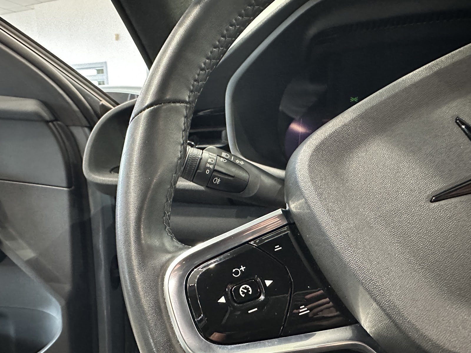 Foto 17 de POLESTAR 2 2023 en venta en CSV Motor VALDEFUENTES