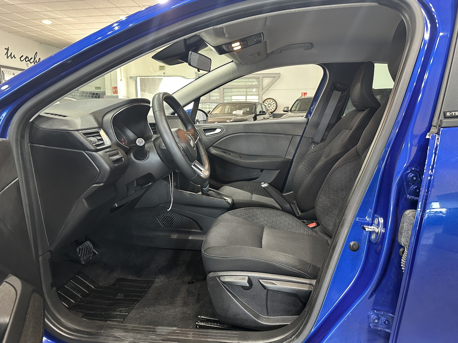 Foto 11 de RENAULT CLIO 2021 en venta en CSV Motor VALDEFUENTES