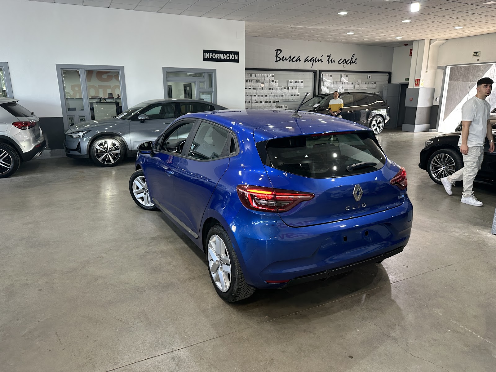 Foto 5 de RENAULT CLIO 2021 en venta en CSV Motor VALDEFUENTES