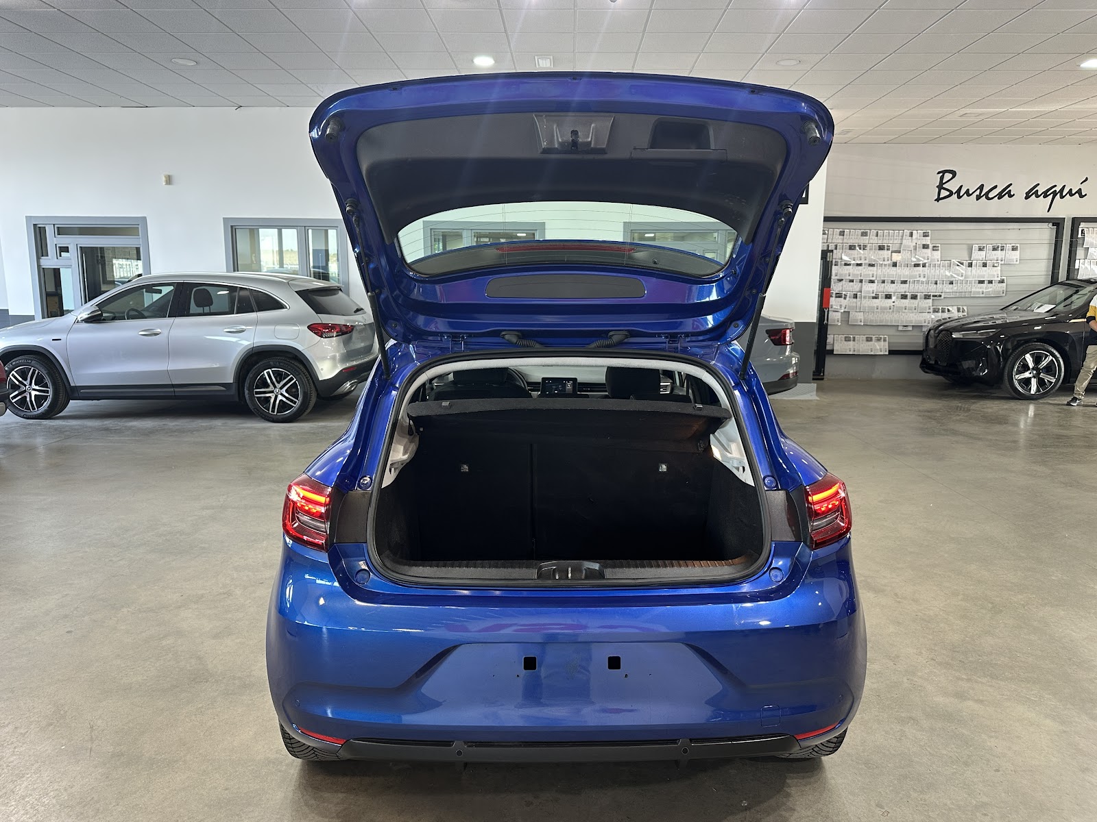 Foto 8 de RENAULT CLIO 2021 en venta en CSV Motor VALDEFUENTES