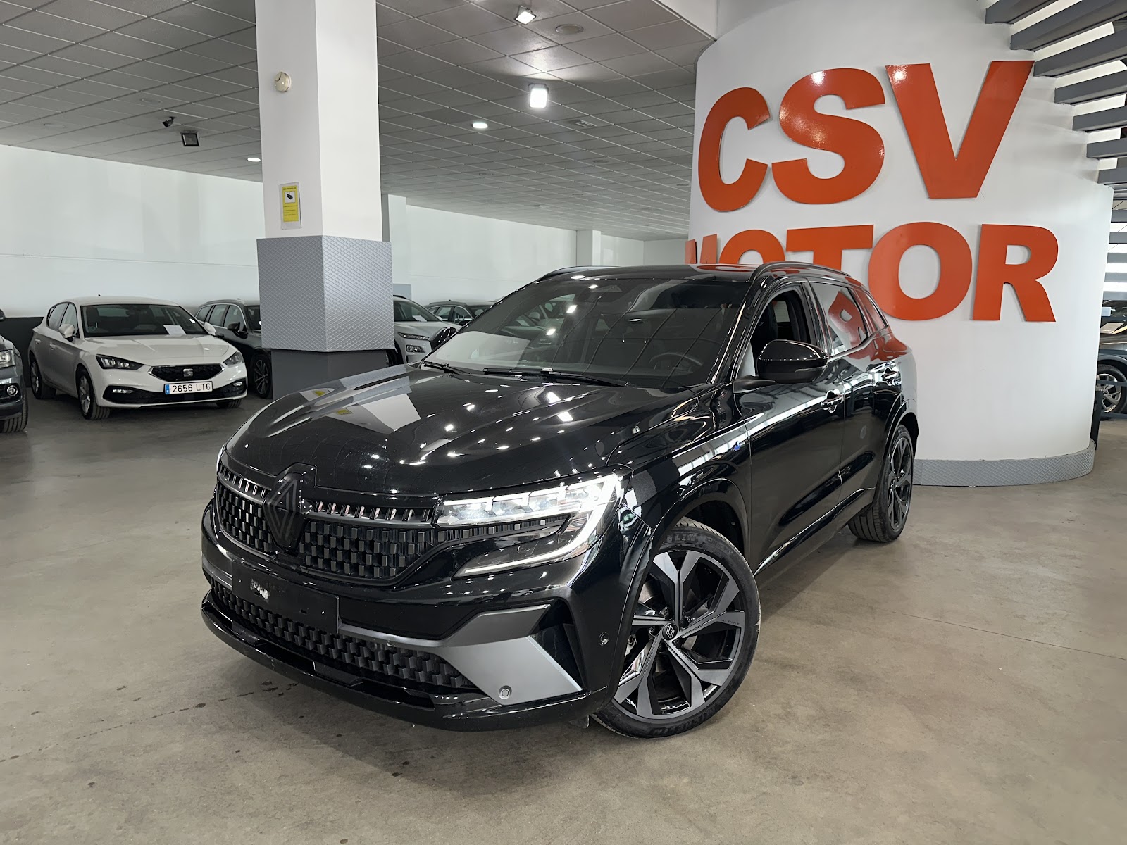 Foto 2 de RENAULT AUSTRAL 2023 en venta en CSV Motor VALDEFUENTES